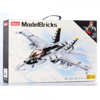 Конструктор Sluban M38-B0928 682 деталі